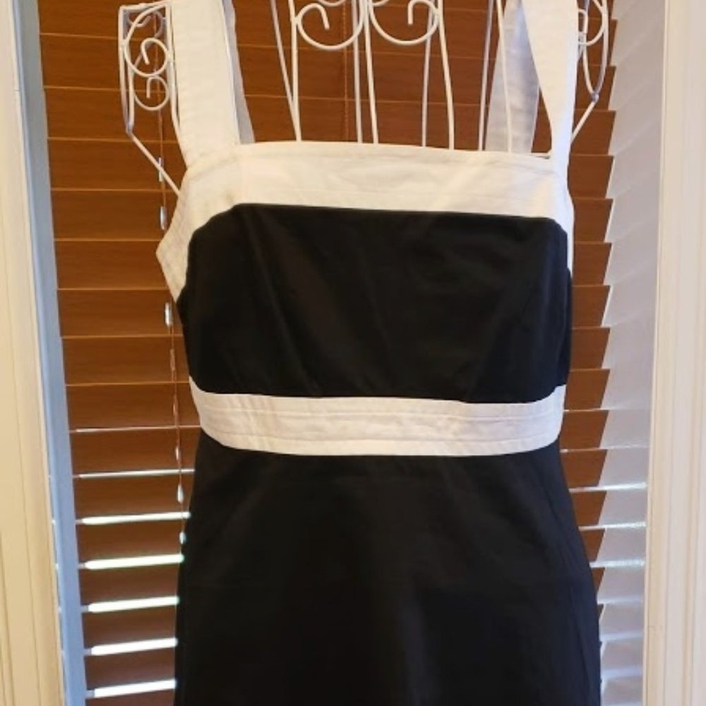 NWT Calvin Klein dress sz Medium Black And White - Picture 4 of 6